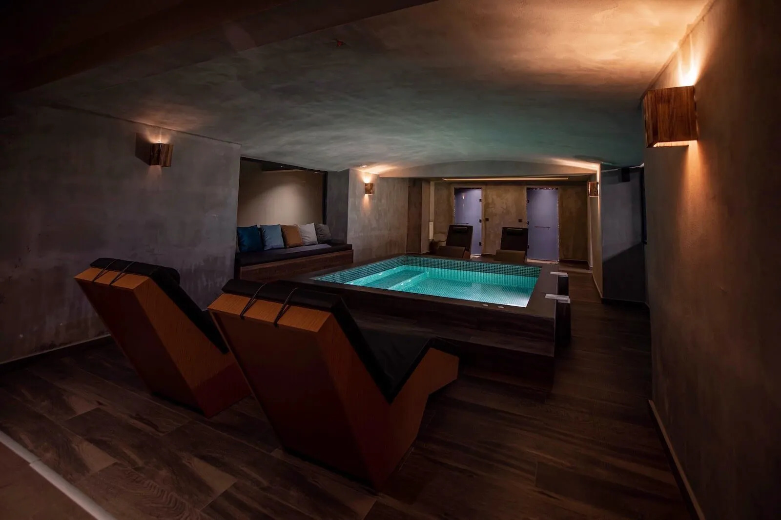 Wide Pool Options